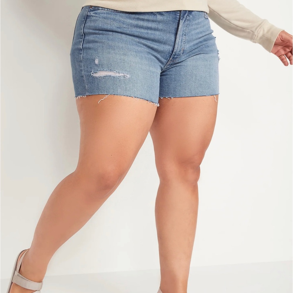 OLD NAVY High-Waisted O.G.‎ Straight Ripped Cut-Off Jean Shorts 3-inch Inseam